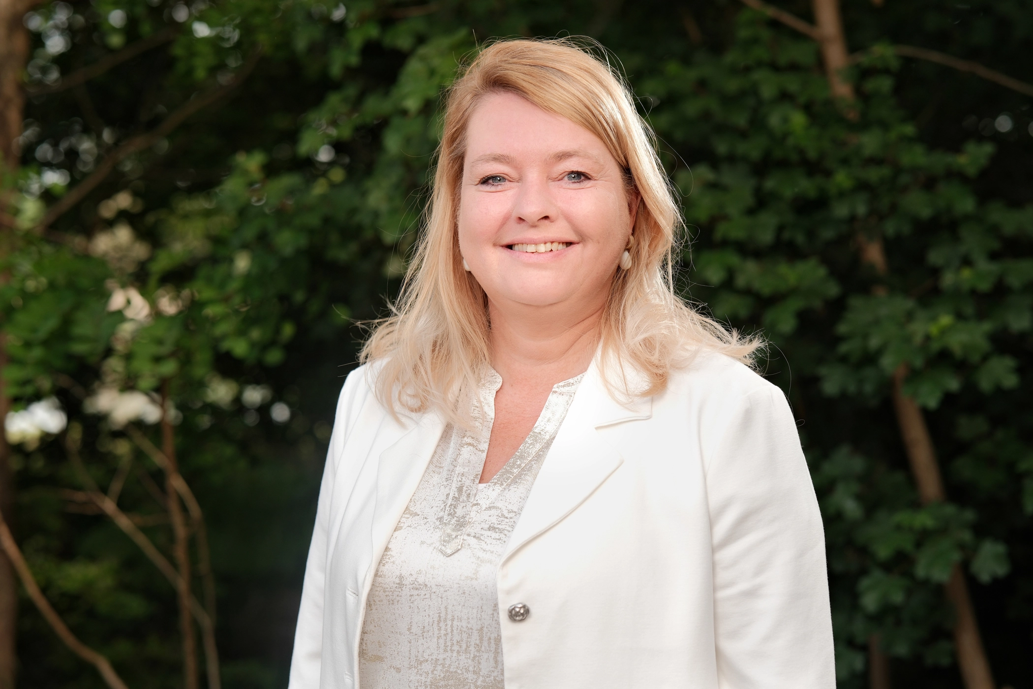 DONE1660 - Diane Agteresch